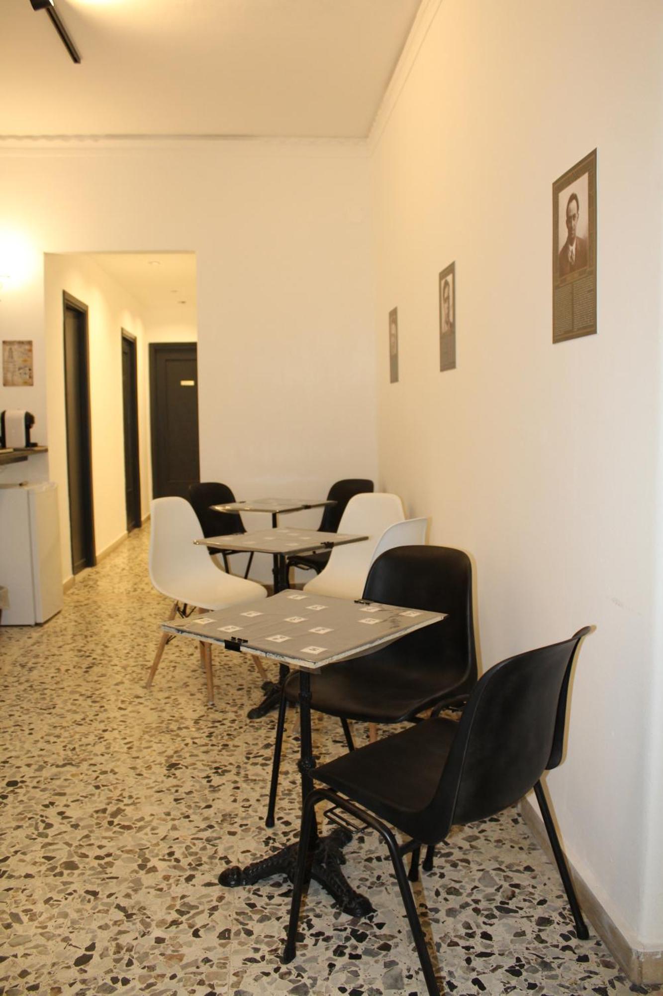 Majorana's Labsuites Bed & Breakfast